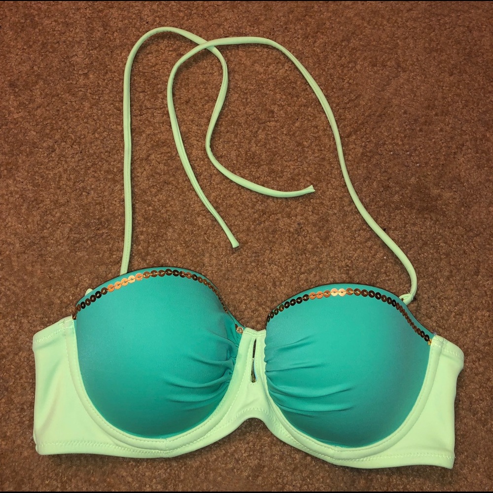 Bathing suit top
